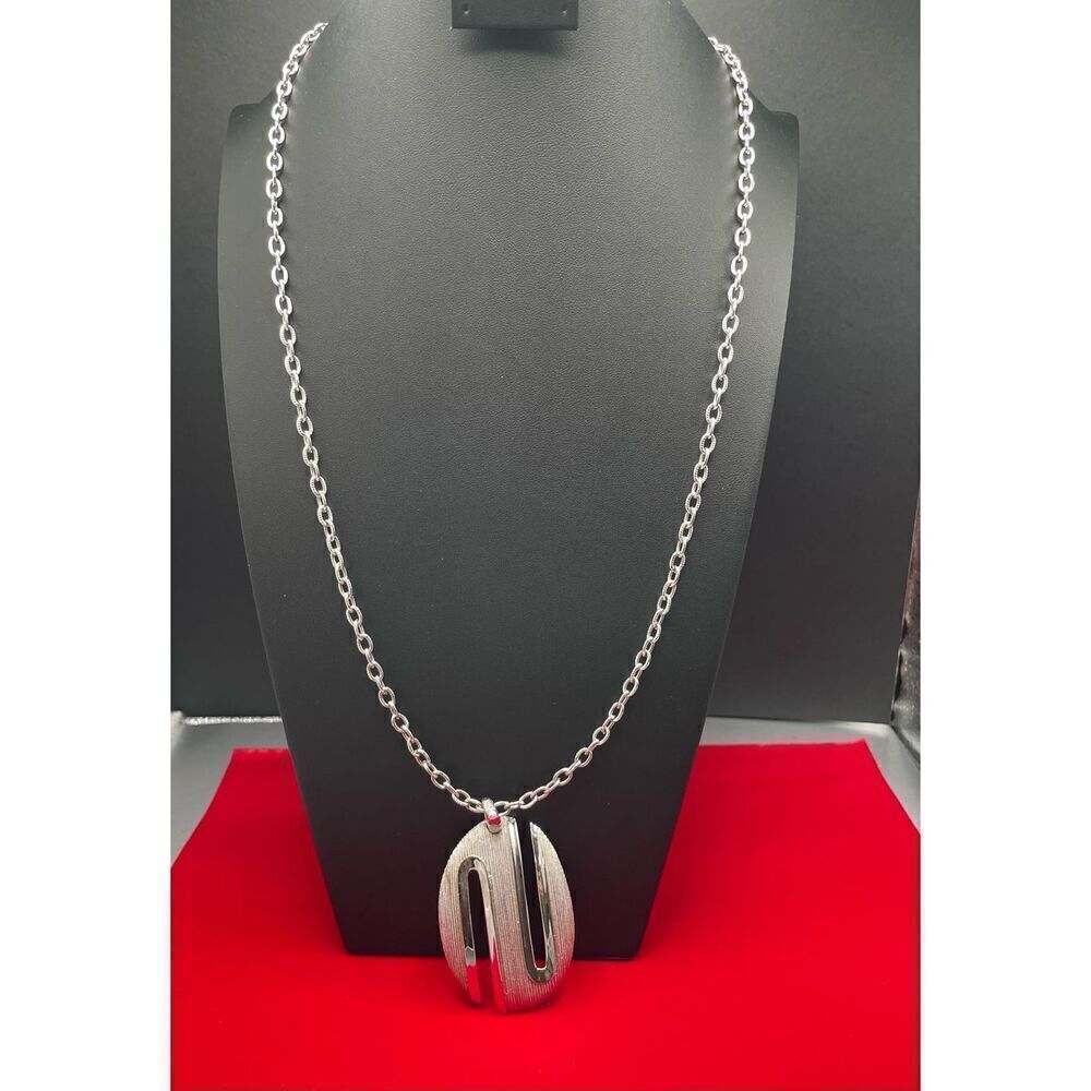 Vintage Crown Trifari Silver Tone Long Pendant Necklace
